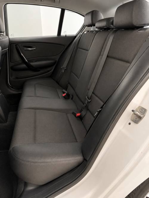 BMW Serie 1 116d 2011 – foto 12